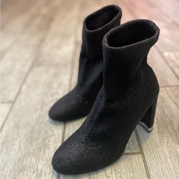 MICHAEL KORS MANDY BOOTIE - Picture 8 of 10